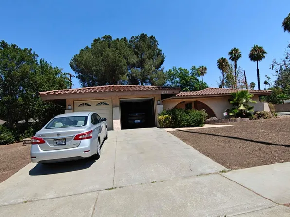 1023 Le Conte Dr, Riverside, CA 92507
