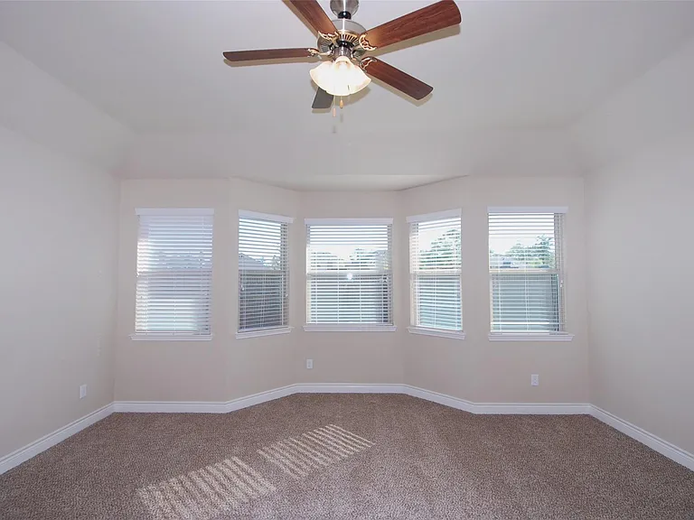 5607 S Denham Ridge Ln — Photo 21