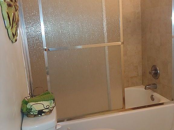 5th image of 5625 Rainbow Dr