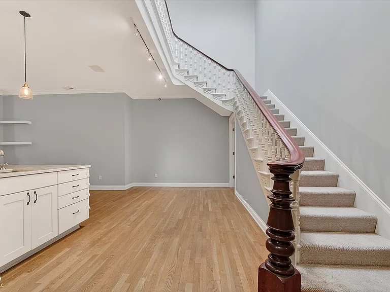706 Massachusetts Ave #203 — Photo 5