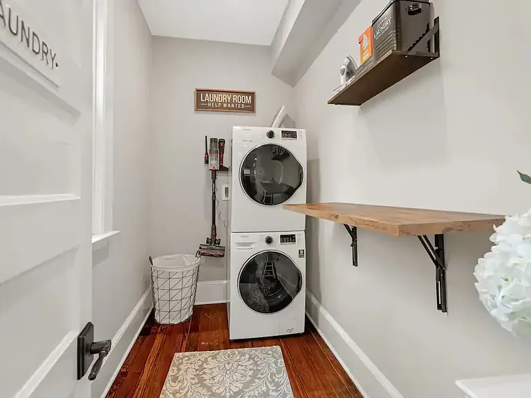 20 Hobart St #1 — Photo 11