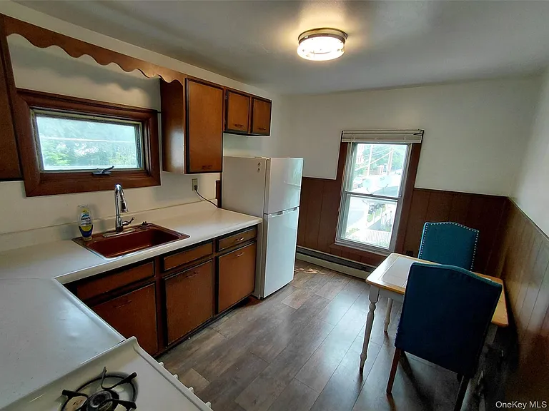 96 Clinton Ave #4 — Photo 11