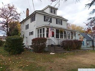 196 Broome St, Catskill, NY 12414