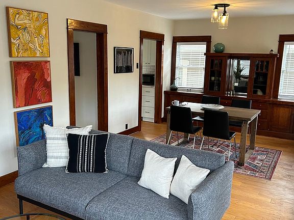 Living Room/Dining room