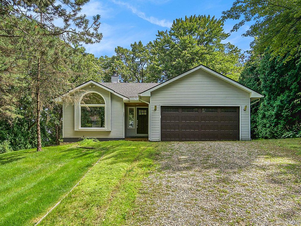 1st image of 2831 Stanwood Pl