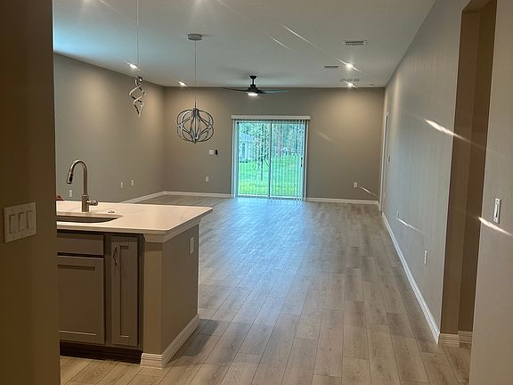 5th image of 1300 Plumbago Ct