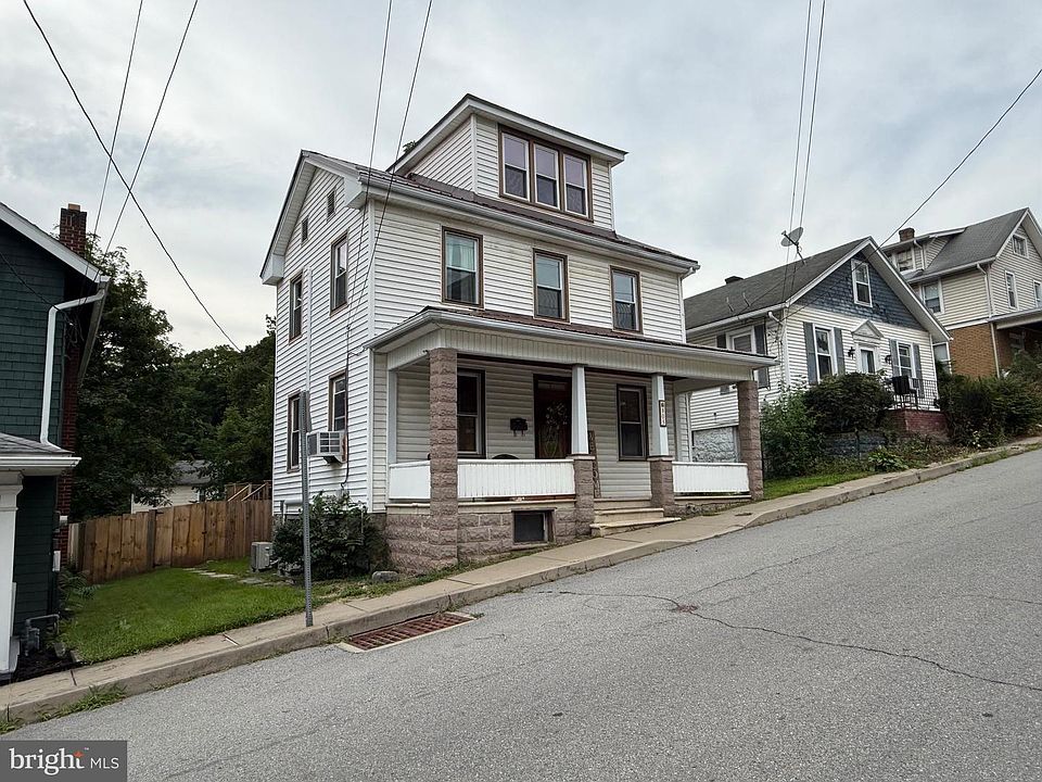 1st image of 805 5th St