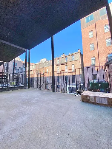 57 Clarendon St #6 Photo 1
