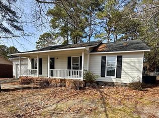 6512 Sudbury Dr, Fayetteville, NC 28304