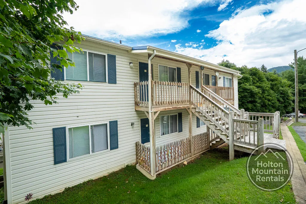 2 bed, $1,290 — Photo 2