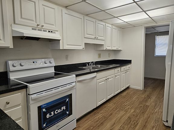 4th image of 3505 Tarpon Woods Blvd #405