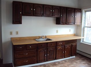 6 Hooper St APT 2, Worcester, MA 01605