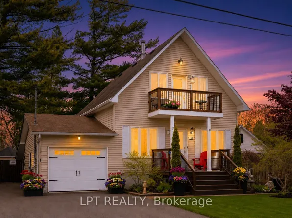 11 Hardwood Dr, Georgina, ON L0E 1L0