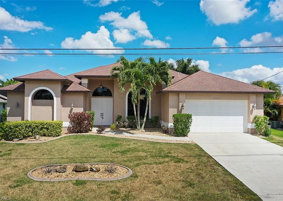 1st image of 4323 SW 18th Pl