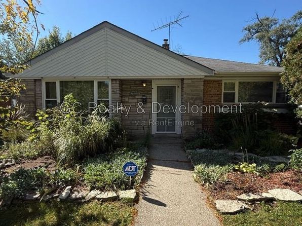 17638 Roosevelt Ave