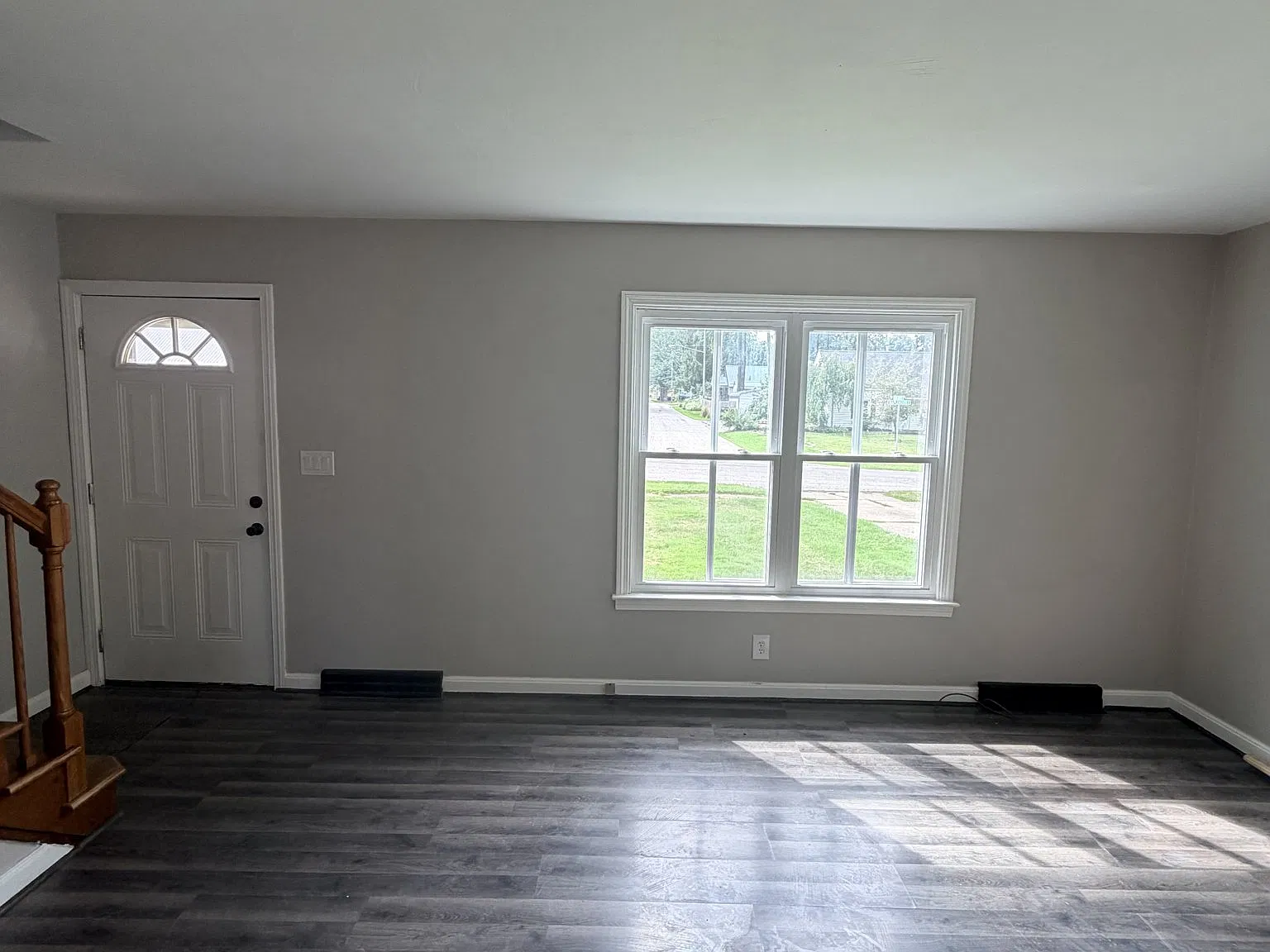 4 bed, 1350 sqft, $1,325 — Photo 2