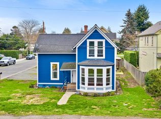 216 N 4th St, La Conner, WA 98257