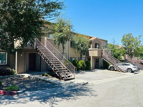 3rd image of 800 Grand Ave Unit A5