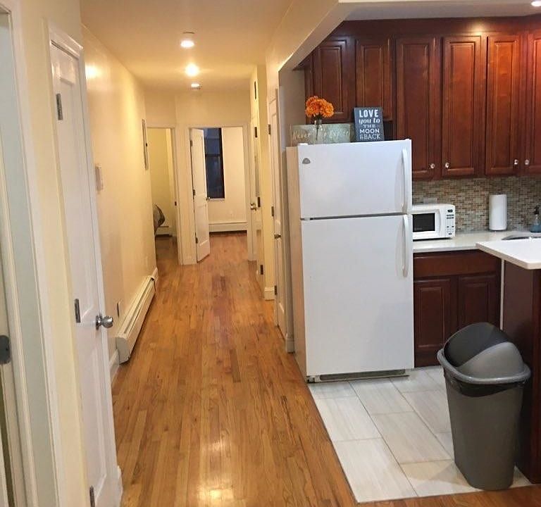 1st image of 389 8th Ave #A