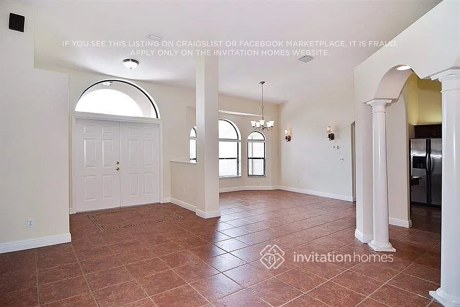 948 SW Abingdon Ave Port Saint Lucie, FL 34953 — Photo 2