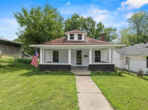 1102 E Broad St, Central City, KY 42330