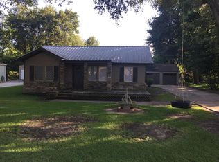 3165 Charles Ave, Groves, TX 77619