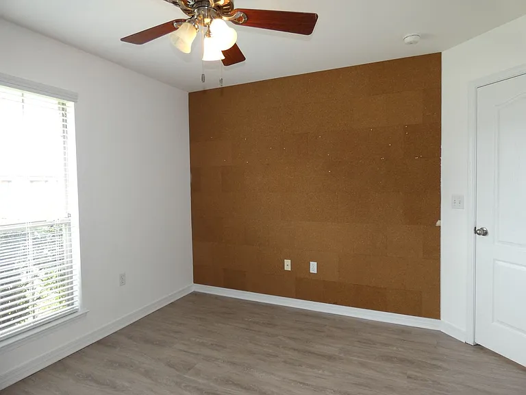 1712 Bay Pine Cir — Photo 12