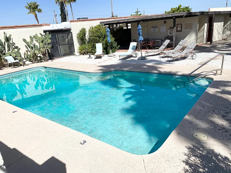 9111 N Oracle Rd #173 — Photo 3