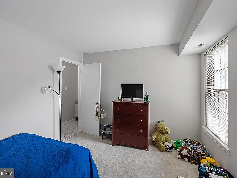 23 W Bluebell Ln #23A — Photo 15