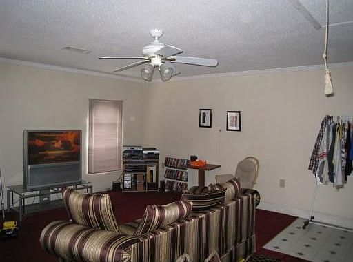 3rd image of 500 Monticello Ct