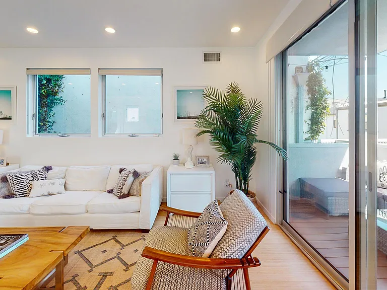 1410 Pacific Ave — Photo 70