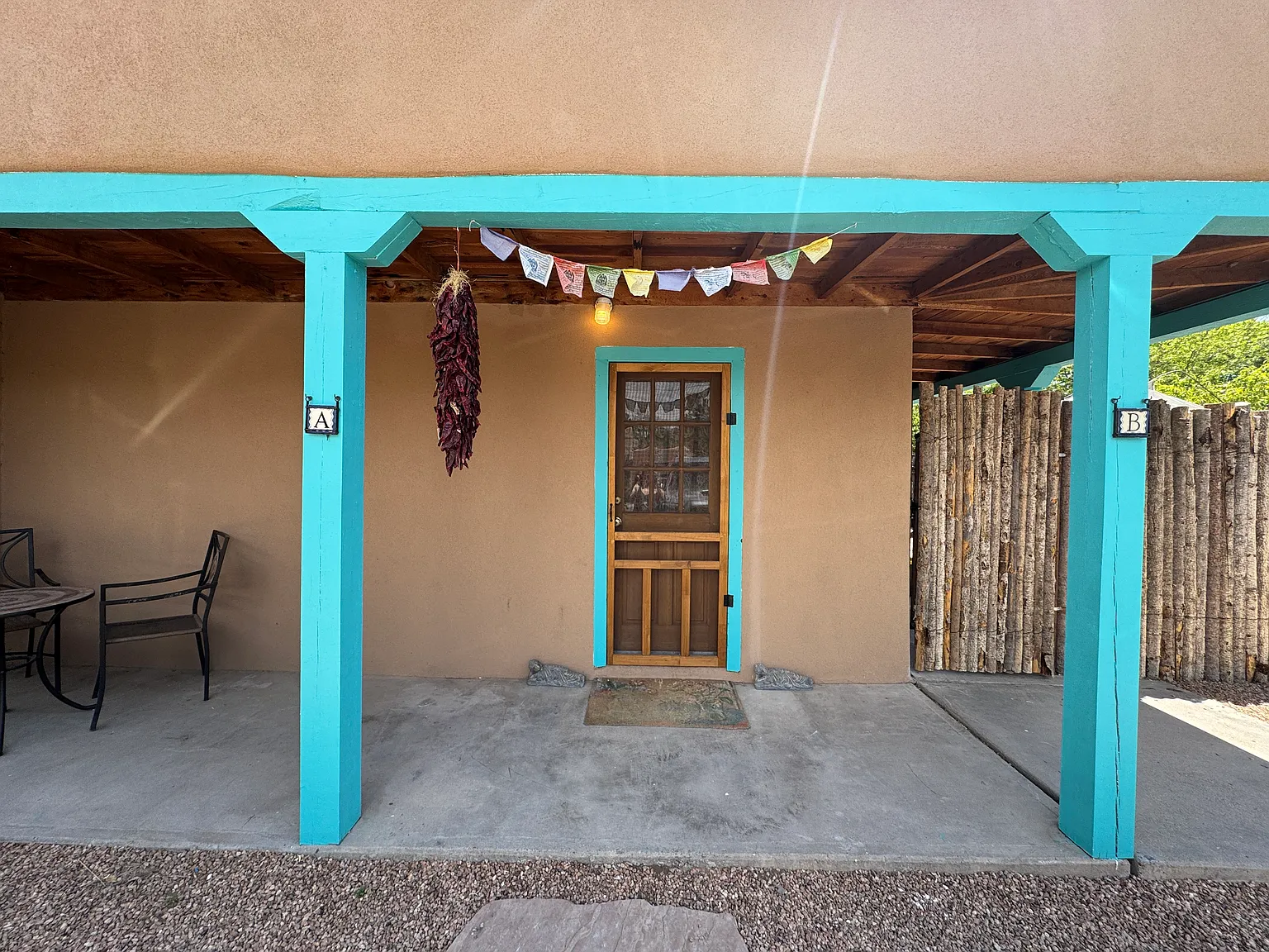 127 Mesa Verde St — Photo 1