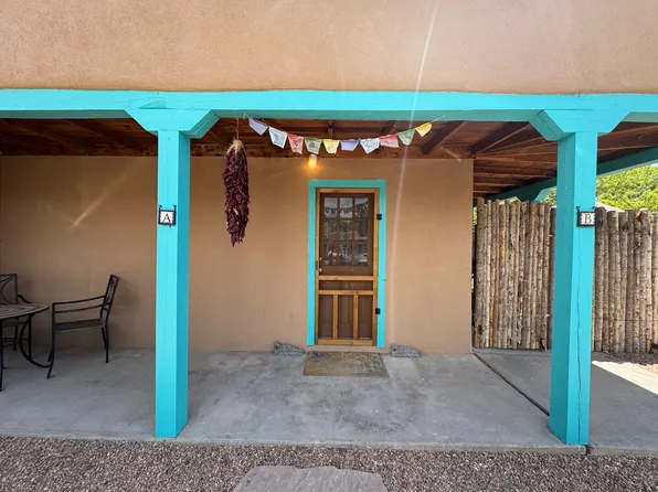 127 Mesa Verde St, Santa Fe, NM