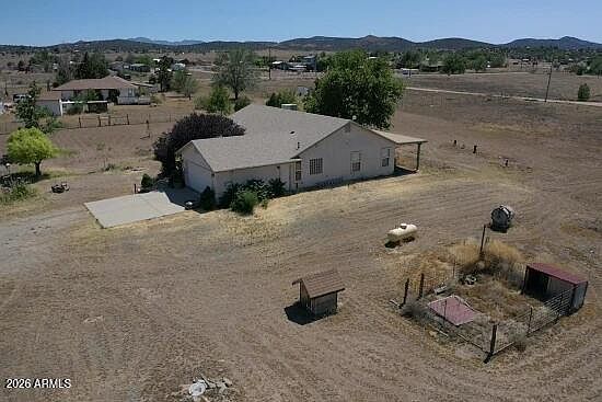3rd image of 21800 N Windy Hill Lane