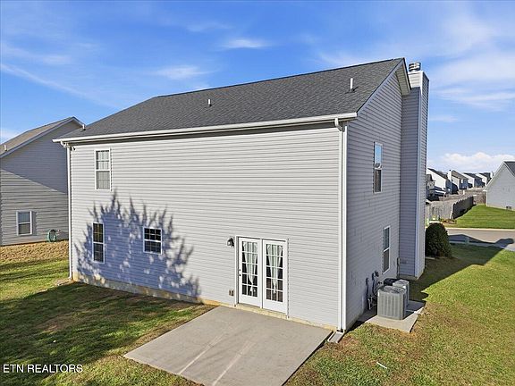 4th image of 3132 Dominion Dr