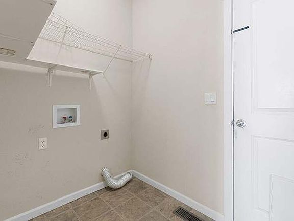 2nd image of 2675 SW 49th St