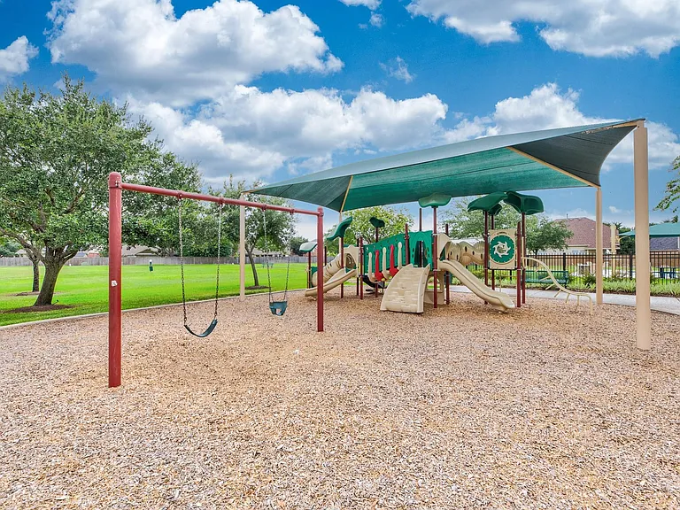 6123 Northcrest Village Way — Photo 40