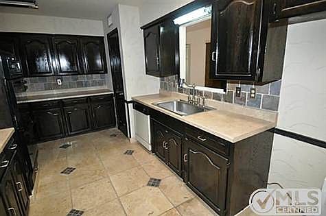 4th image of 646 Wentworth Dr