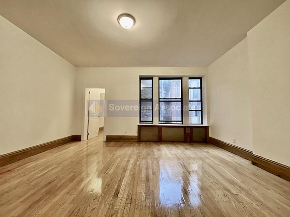 3rd image of 302 W 107th St #2B