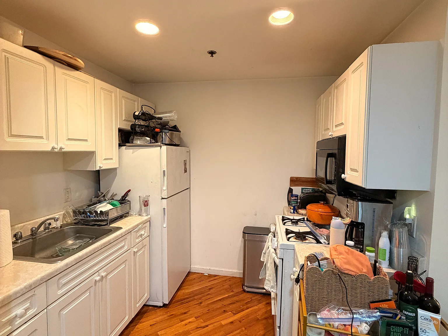 1 bed, $2,600 — Photo 3