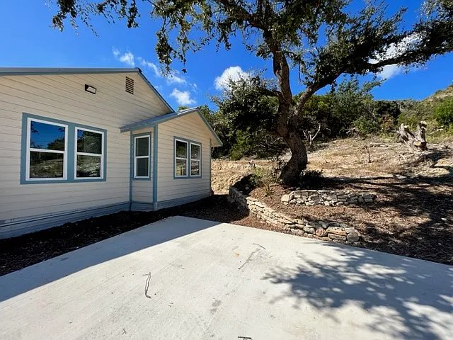 6815 FM 2673 — Photo 13
