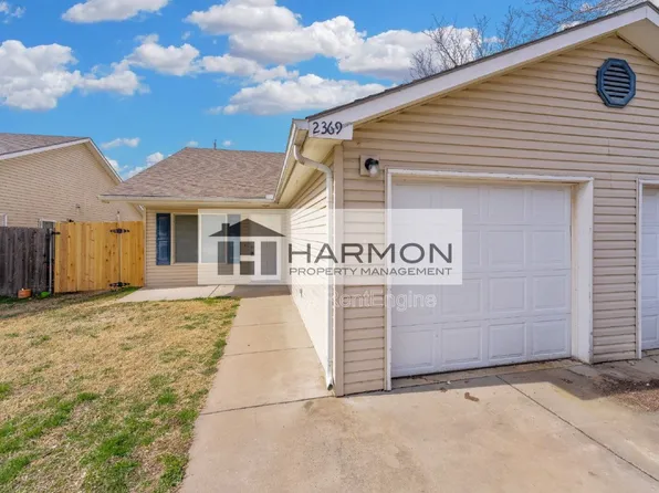 1545 W 23rd St N, Wichita, KS 67204