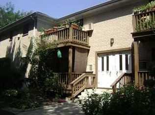 222 W Sneden Pl, Spring Valley, NY 10977