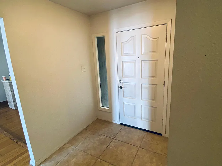 943 Waterview St — Photo 12