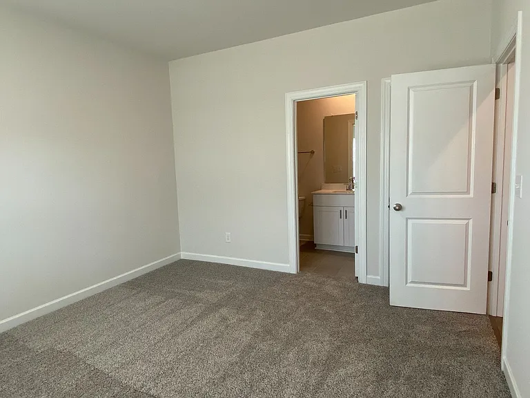2031 Tears Ln — Photo 16