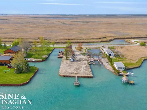 6075 S Channel Dr, Harsens Island, MI 48028