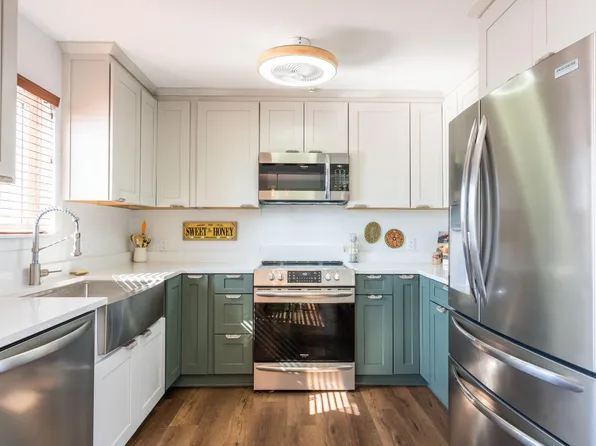 2942 Vista Del Rey NE, Albuquerque, NM 87112