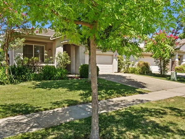 9712 Club Park Dr, Elk Grove, CA 95757