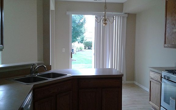4th image of 24855 W Franklin Ln