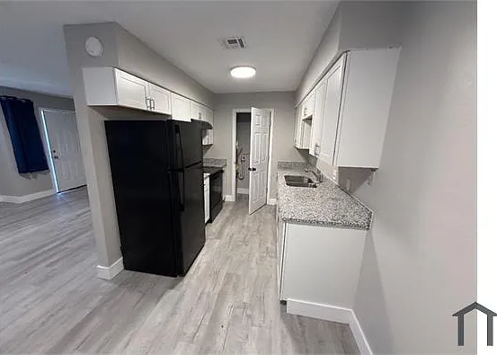703 S 8th Ave #4A — Photo 3